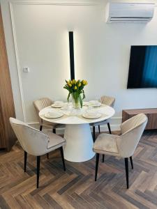 Krakowskie Przedmieście 36 Best Apartments Parking Free