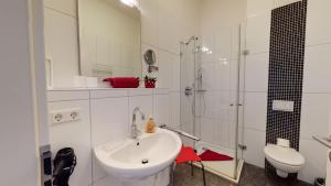 Luise in der Villa Neptun