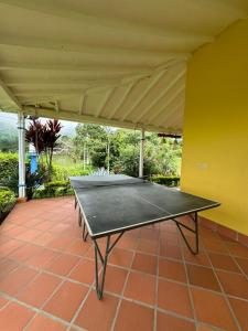 Caja De Oro - Finca Colonial de 6 Habitaciones y Jacuzzi en Fredonia