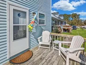 Heron Landing - In town, coastal cottage! - Birch Town