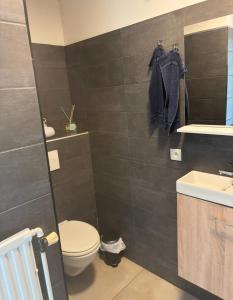 Bright studio close to everything!