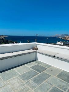 Iosub Houses & Studios - Amazing View Studio in Koumbara