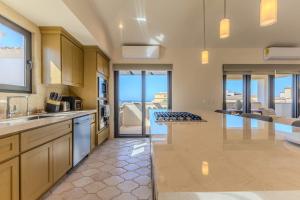 Luxury villa with privacy and breathtaking views