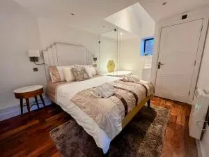 Art Deco Cinema Apartment MGM - Cranborne