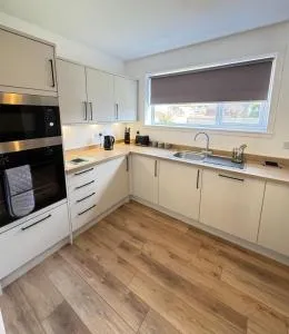 Luxury 3 bed home in central Thurso - NC500 - Reay