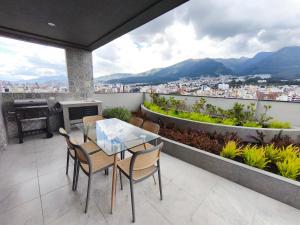 Coliving Ecuador Edificio Efyra La Carolina Quito