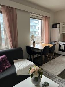 Kaarlelankatu Studio