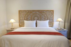 Townhouse Oak near Beach Walk Shopping Mall formerly Sus Cottages Legian