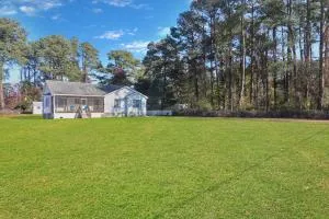 Horseshoe Hideaway - Cozy home with screened porches! - Birch Town