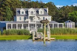 June's Retreat - Waterfront; Boat dock! - Deep Hole