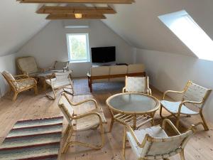 Beautiful Home In Ørsted W