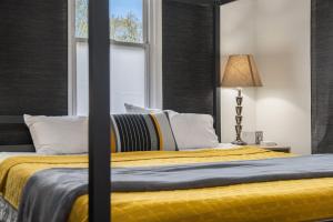 Cozy Dundee Loft Near Dining & City Attractions