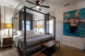 Cozy Dundee Loft Near Dining & City Attractions