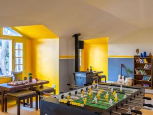 The Hosteller Dalhousie, Mall Road