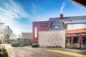 Balland's Hotel & Restaurant