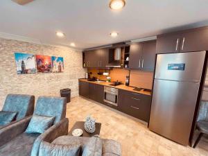 Country , two bedroom and livingroom on Main Street