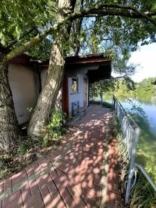 Dobre Miejsce- domki letniskowe nad stawem - Kędzierzyn