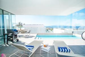 Luxury Villa La Mia with heated pool