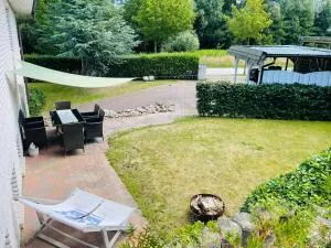 FeWo Sildemow - 3 Zimmer mit Garten und Parkplatz - Benitz