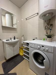 Holiday Fort Golf Club & Orchid Fort Noks MIA