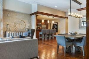 Luxury Ritz Carlton Condo with Views