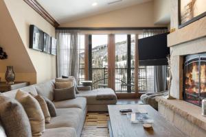 Luxury Ritz Carlton Condo with Views