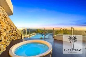 The Retreat Gold Coast Mansion Views Sleeps 25 - Tallai