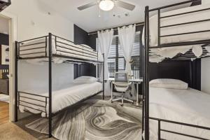 Great for Children 2B w Bunk Beds in Frisco