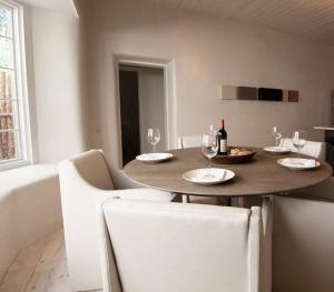 Palace Modern Residences at the Railyard - 2 Bedroom Casa