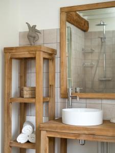 Maisons de vacances MAS CANERS - Eco-Chic Lodges, Nature Spa & Biological Pool : photos des chambres