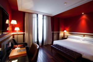 Deluxe Double or Twin Room room in Hotel 1898