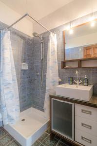Three-Bedroom Villa room in Can Calsina