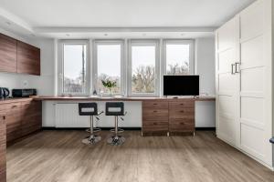 National Stadium Studio - Metro Nearby - by Rentujemy