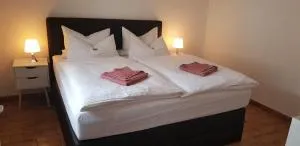 Uns' Husing - Gotthun