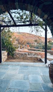 Iosub Houses & Studios - Seaside Summer House in Koumbara