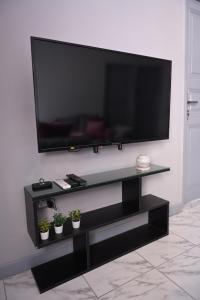 Belle Helen - Bright Independent Apartment