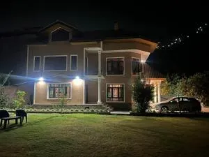 Haven Retreat - Khunamuh