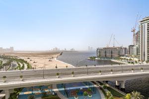 VayK - Stunning 1 BD with Breathtaking Views