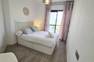 Playamar-Apto soleado piscina y playa