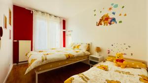 Appartements Mickey Mouse - Gare - Centre - Lac - Parking - Wifi : Appartement 2 Chambres