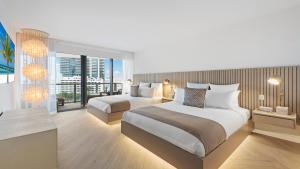 2B Ocean View Private Residence at South Beach - 804