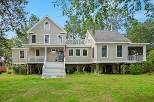 Off Belay - Creek View - Deep Hole