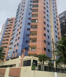 Apto com vista para o mar