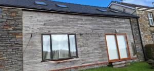 1 Bed Cottage - Sleeps 2 - Parking - Wifi