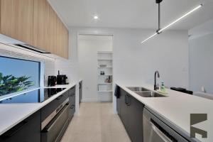 9 Basalt Court, Bargara