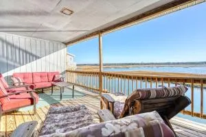 Piney Island Paradise - Waterfront with pier & patio! - Birch Town