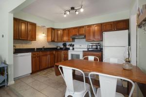 Piney Island Paradise - Waterfront with pier & patio!