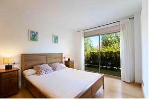 Puerto Pollensa peaceful apartment, mountain views