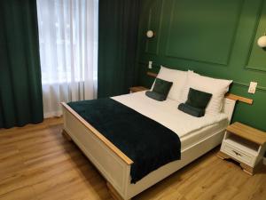 A cozy apartment in the heart of the city