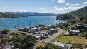 The Lodge - Picton Holiday Home - Waikawa